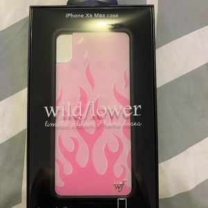 Iphone xs max wildflower case